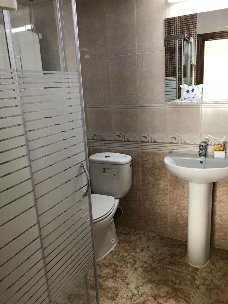 Hostal Argentina Caces Εξωτερικό φωτογραφία
