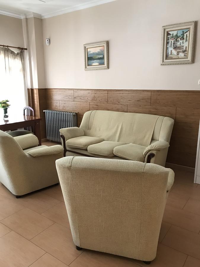 Hostal Argentina Caces Εξωτερικό φωτογραφία
