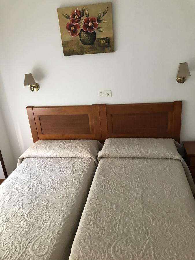 Hostal Argentina Caces Εξωτερικό φωτογραφία