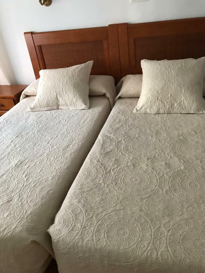 Hostal Argentina Caces Εξωτερικό φωτογραφία